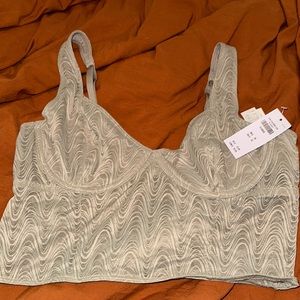 NWT hollister top